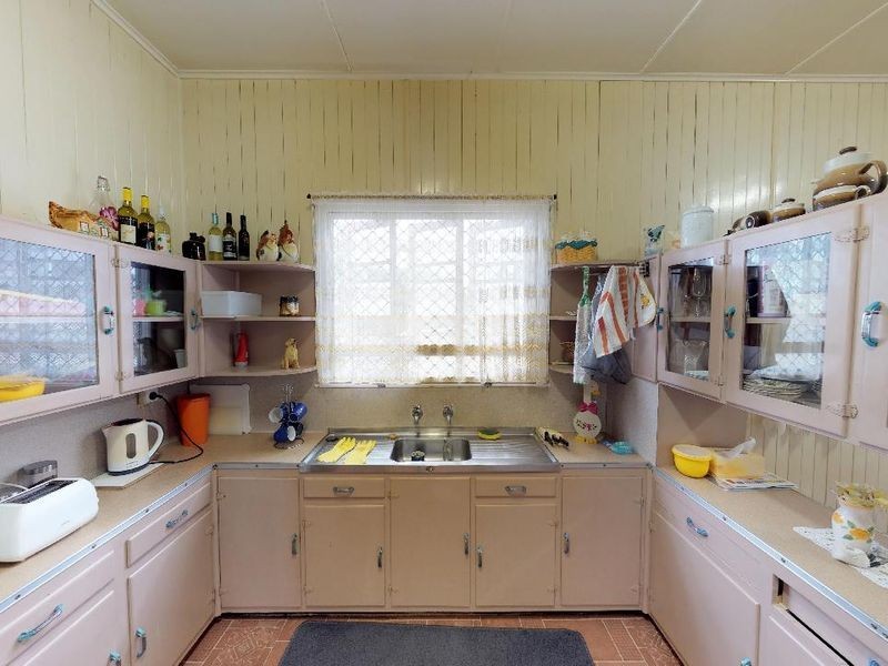 4040 Warrego Highway, Hatton Vale QLD 4341