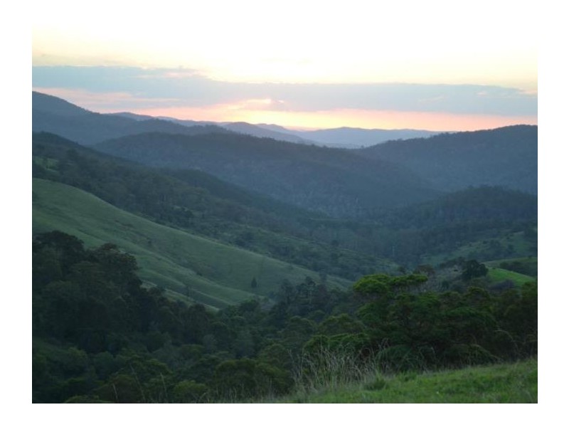 89 Hausmann Road, Mount Mee QLD 4521