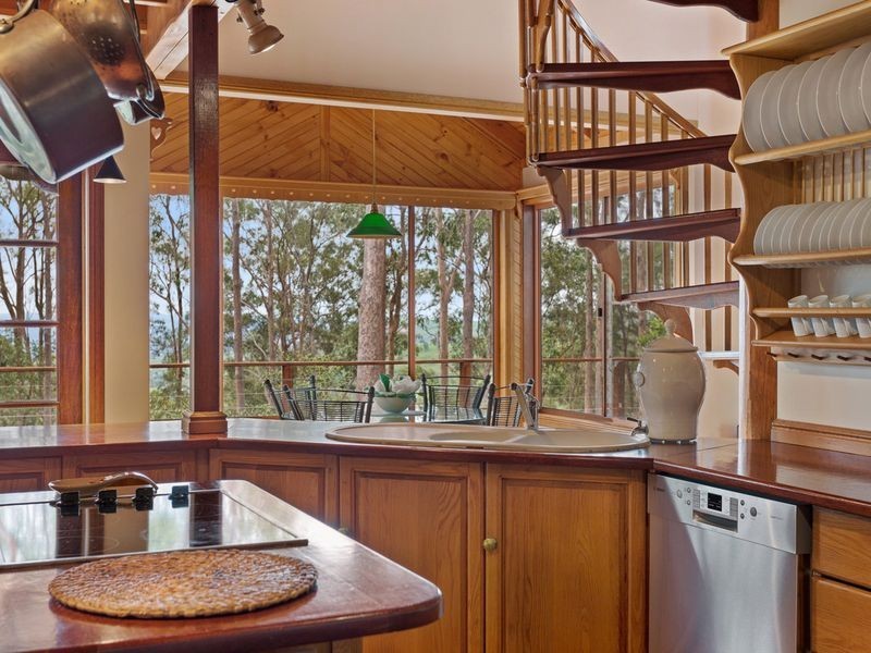 211 Silver Pinch Road, Silver Ridge QLD 4352