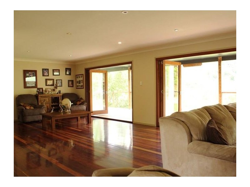 424 Mount Kilcoy Road, Mount Kilcoy QLD 4515