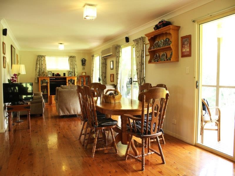 424 Mount Kilcoy Road, Mount Kilcoy QLD 4515