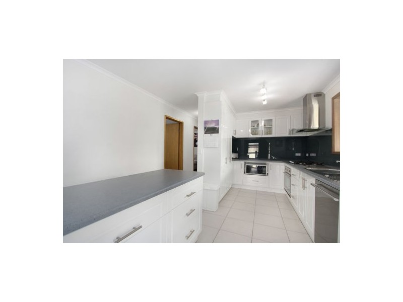 17 Cook Road, Longwarry VIC 3816