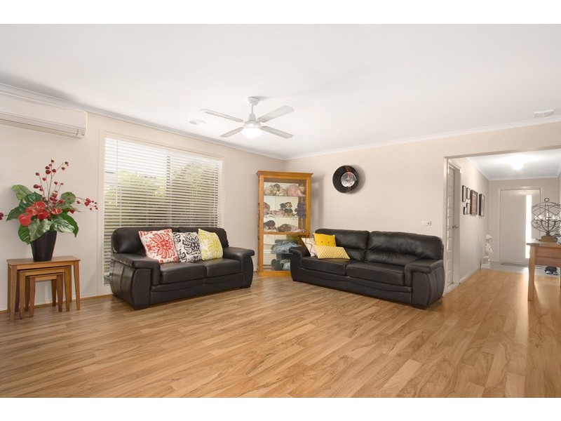 9 Oak Avenue, Longwarry VIC 3816