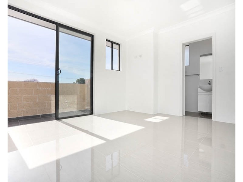 53 Holroyd Road, Merrylands NSW 2160