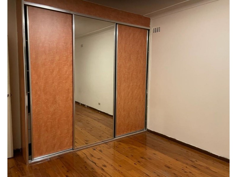 12 McCredie Rd, Guildford West NSW 2161