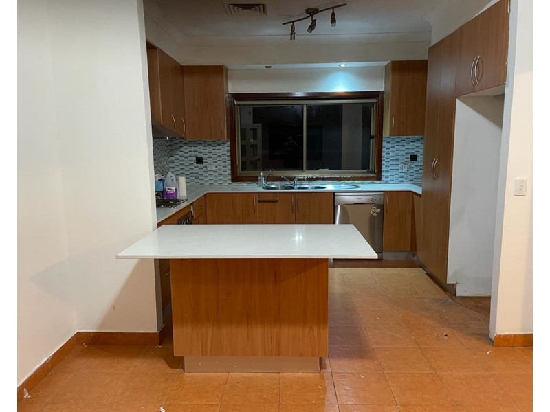 12 McCredie Rd, Guildford West NSW 2161