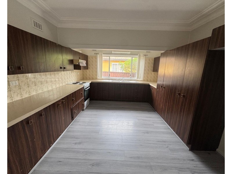 15 Johnstone street, Guildford West NSW 2161