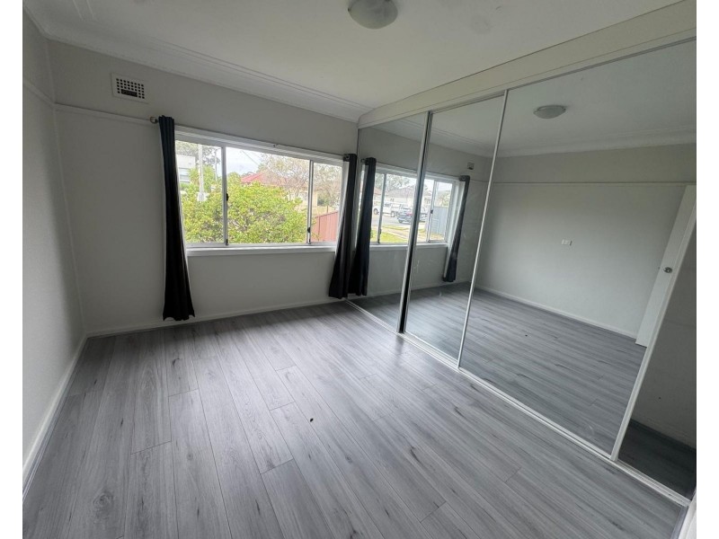 15 Johnstone street, Guildford West NSW 2161