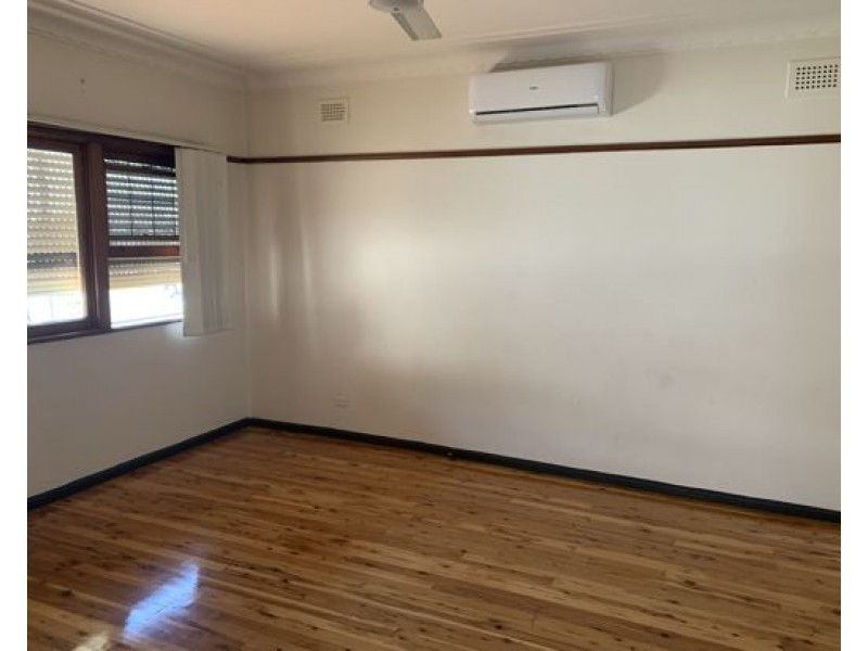 11 Vincent street, Merrylands NSW 2160