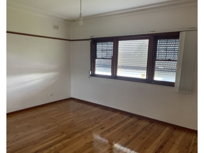 11 Vincent street, Merrylands NSW 2160