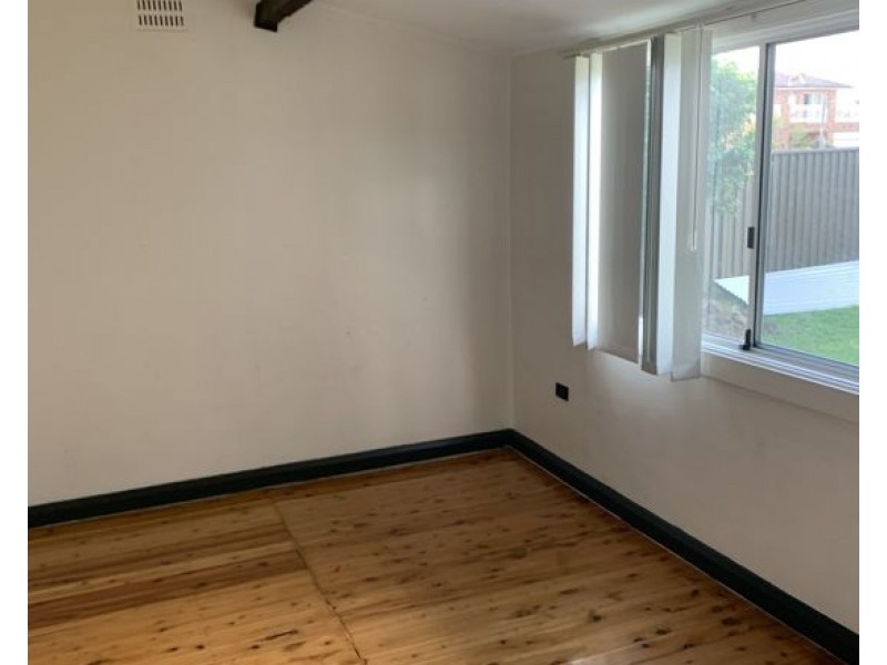 11 Vincent street, Merrylands NSW 2160