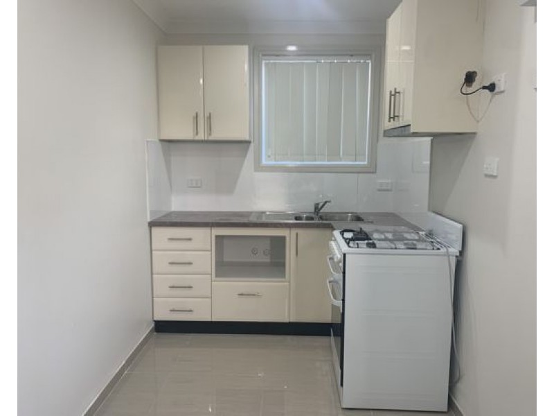 12C Alderney road, Merrylands NSW 2160