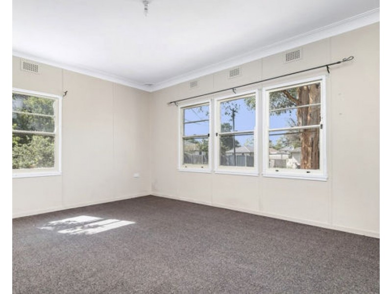 14 Middleton Road, Chester Hill NSW 2162