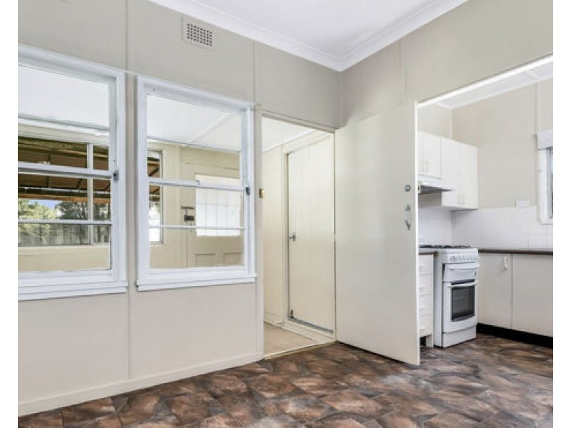 14 Middleton Road, Chester Hill NSW 2162