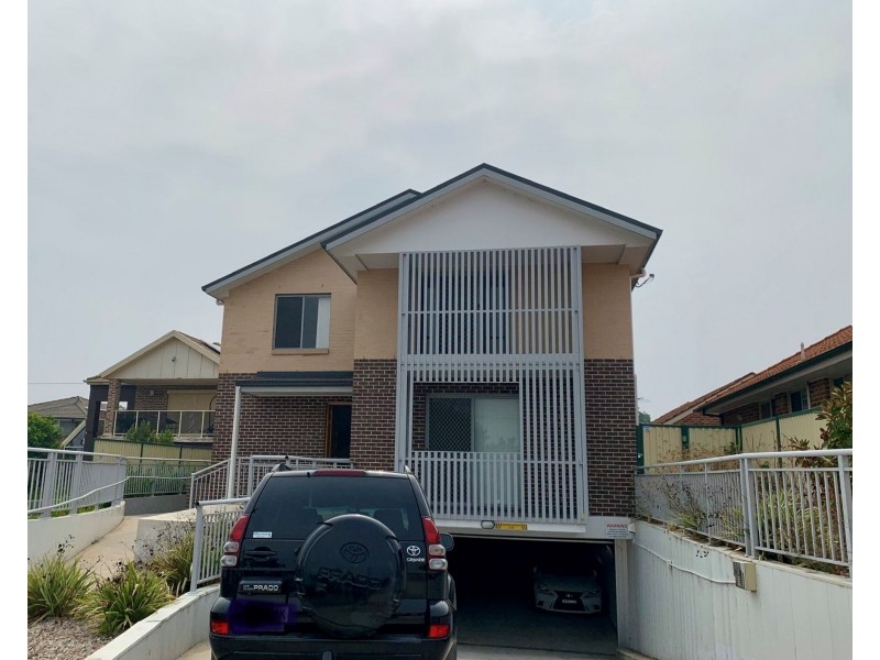 6/92 Burnett St, Merrylands NSW 2160