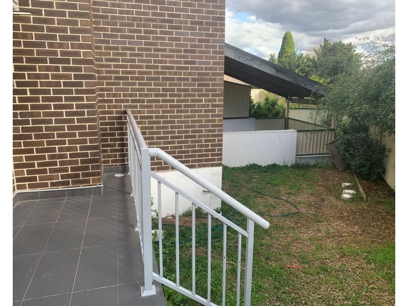 6/92 Burnett St, Merrylands NSW 2160