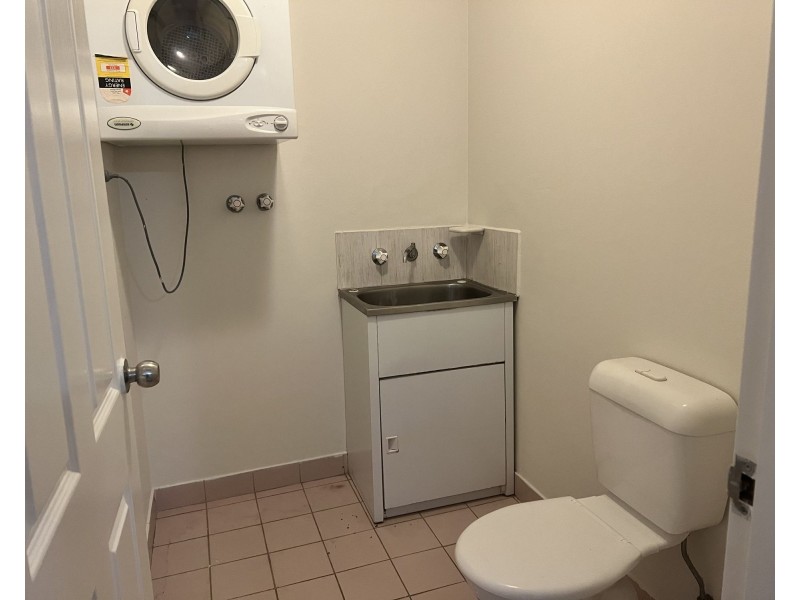 26 43 Newman st, Merrylands NSW 2160