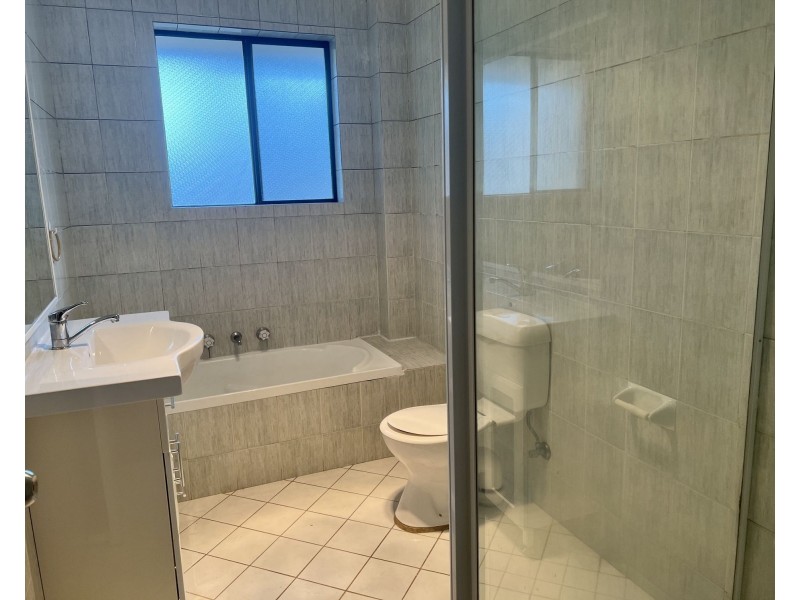 26 43 Newman st, Merrylands NSW 2160