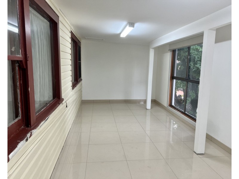 65b Burnett st, Merrylands NSW 2160