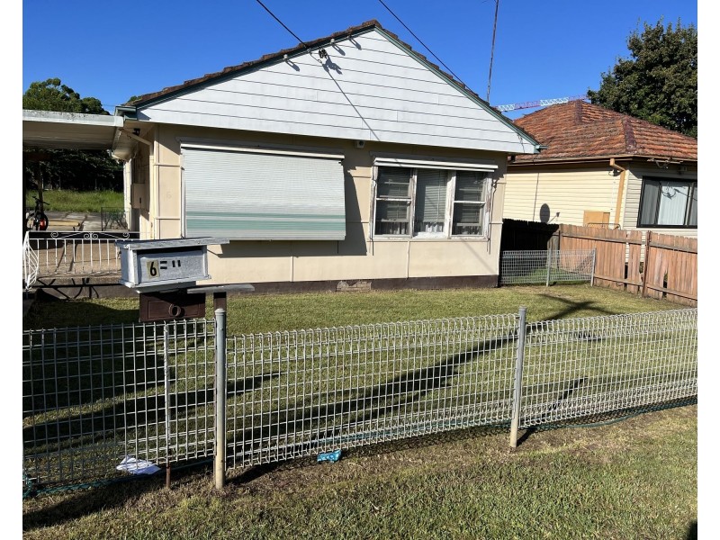6 Wyreema street, Merrylands NSW 2160