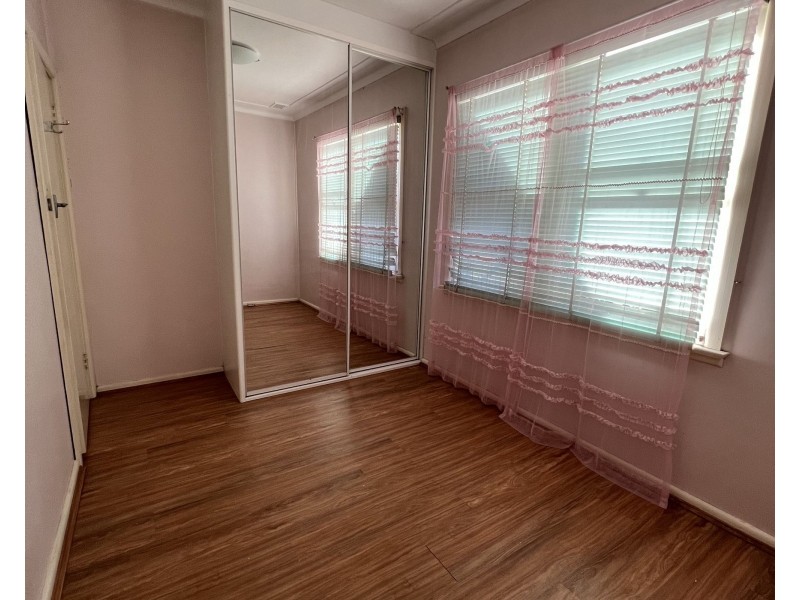 6 Wyreema street, Merrylands NSW 2160