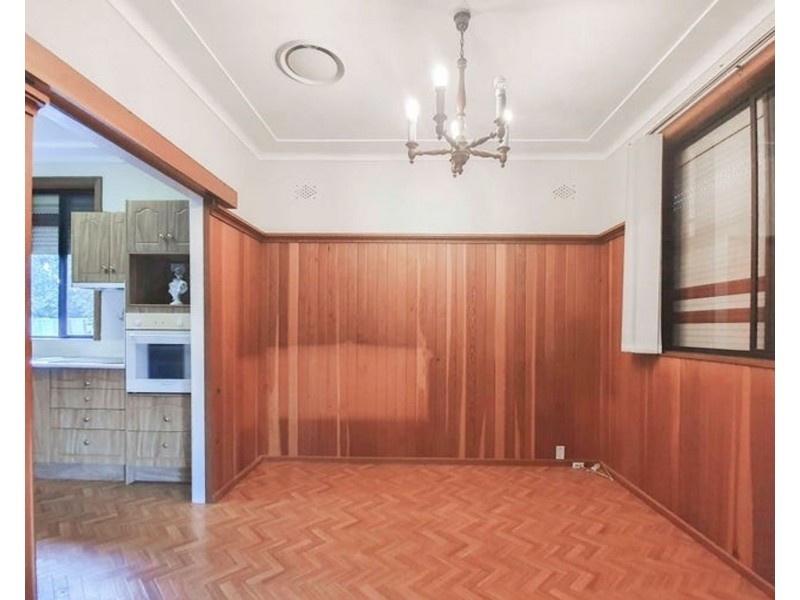 2 Bregolail street, Northmead NSW 2152