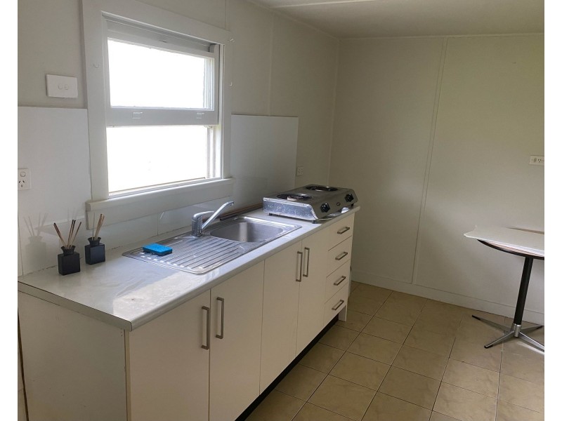 8A Wyreema street, Merrylands NSW 2160