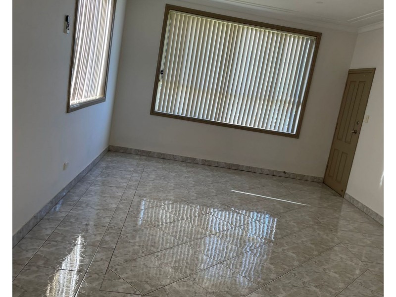 1/60 Military rd, Merrylands NSW 2160