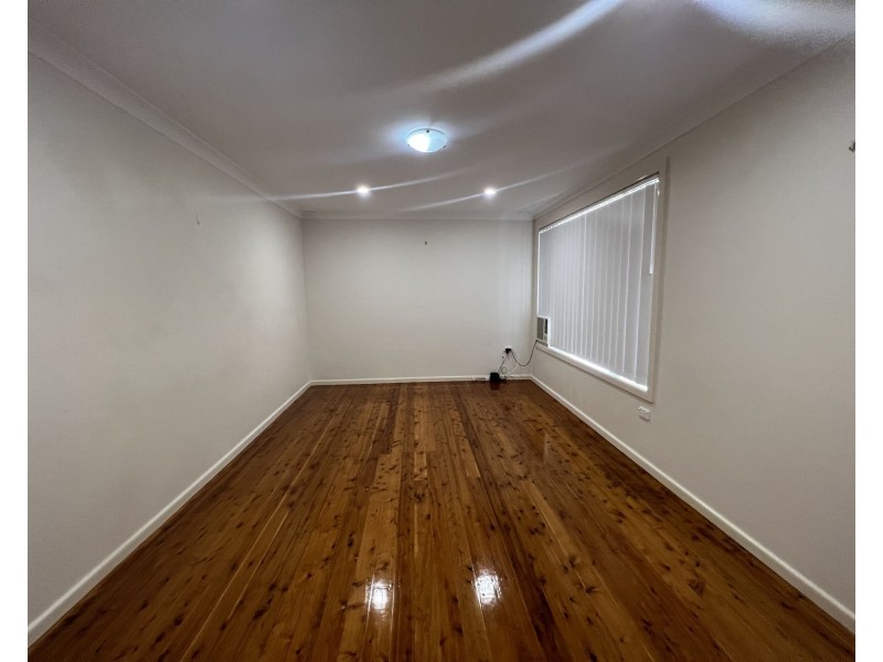 4 Claremont st, Merrylands NSW 2160