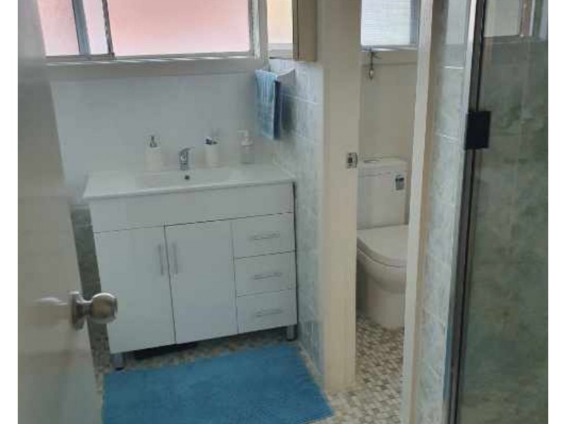 4 Claremont st, Merrylands NSW 2160