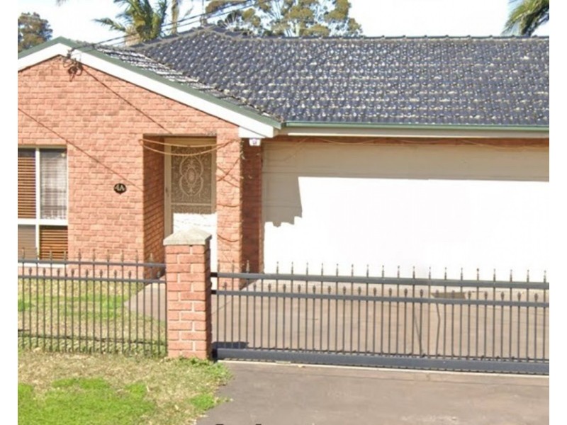 4A Robertson St, Guildford NSW 2161