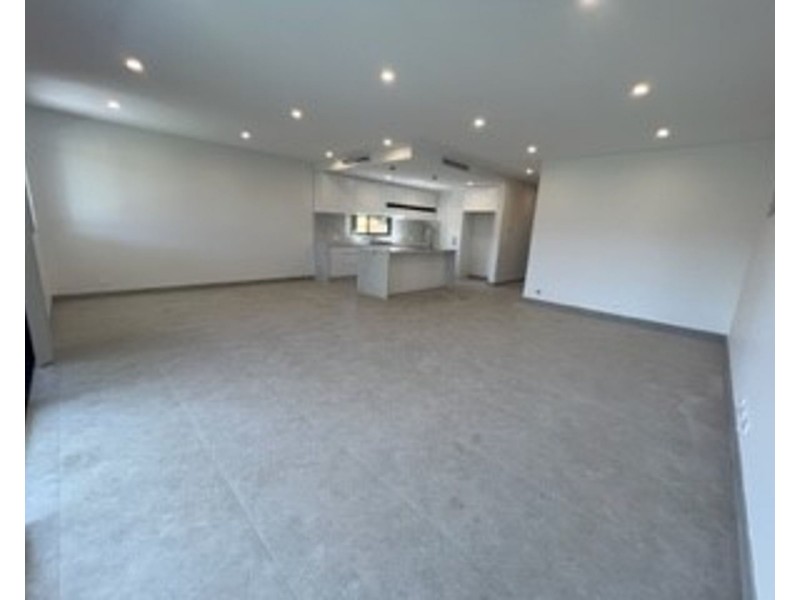 33A Bradman street, Merrylands NSW 2160