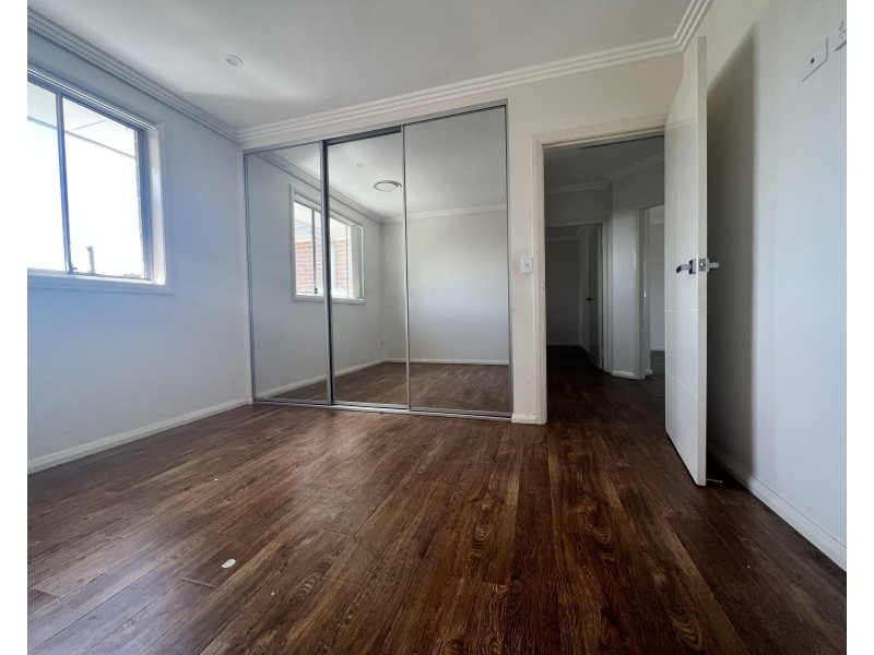 3a Vale st, Woodpark NSW 2164