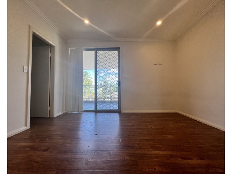 3a Vale st, Woodpark NSW 2164