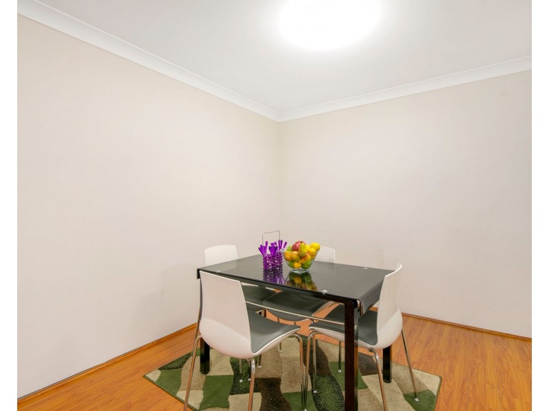 6/1-3 Torrens st, Merrylands NSW 2160