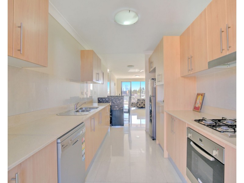 14 39 Earl st, Merrylands NSW 2160