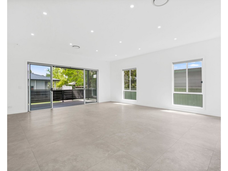 13 Johnstone St, Guildford NSW 2161