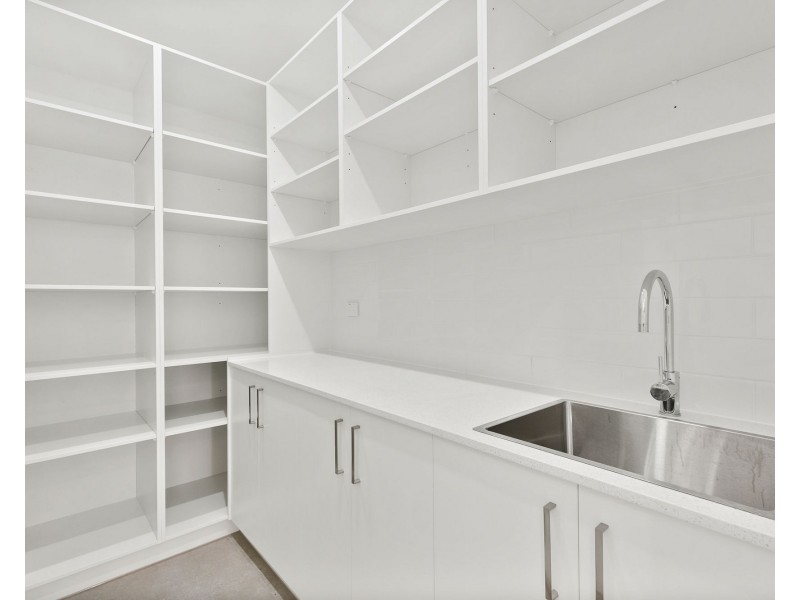 13 Johnstone St, Guildford NSW 2161