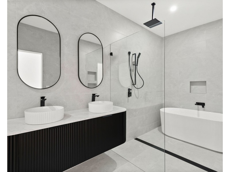 13 Johnstone St, Guildford NSW 2161