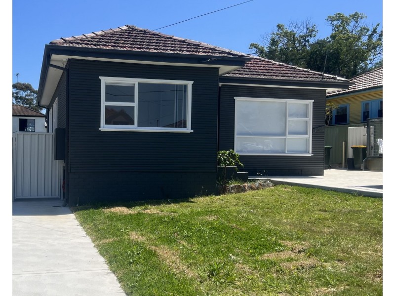 121 Hampden road, South Wentworthville NSW 2145