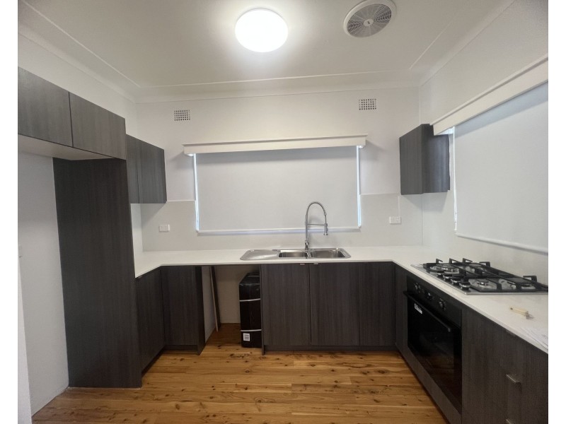 121 Hampden road, South Wentworthville NSW 2145