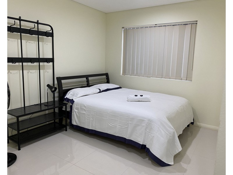 4/2 Burbang crescent, Rydalmere NSW 2116