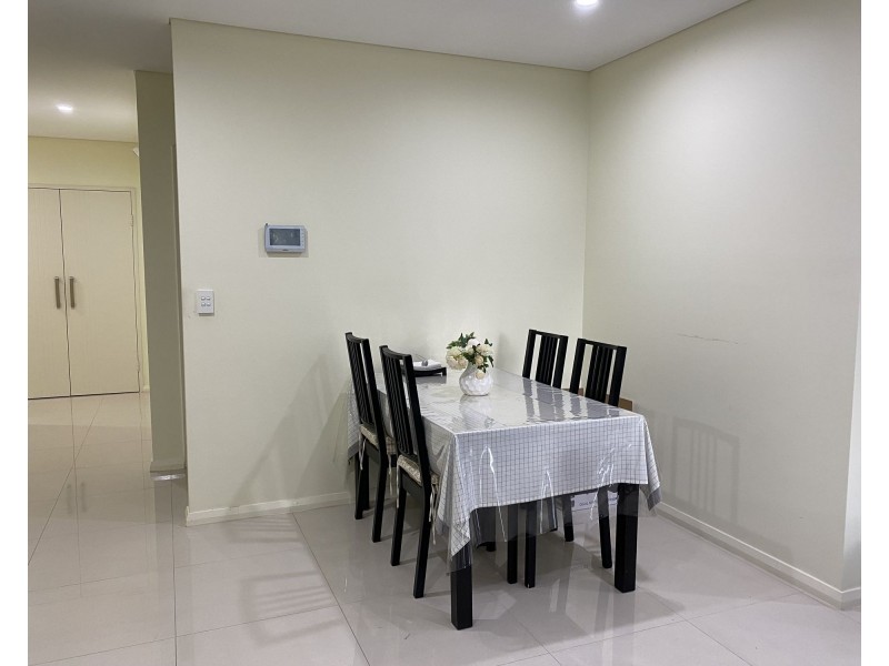 4/2 Burbang crescent, Rydalmere NSW 2116