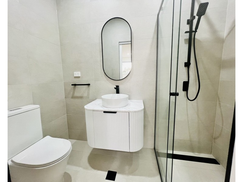 13b Johnstone st, Guildford NSW 2161