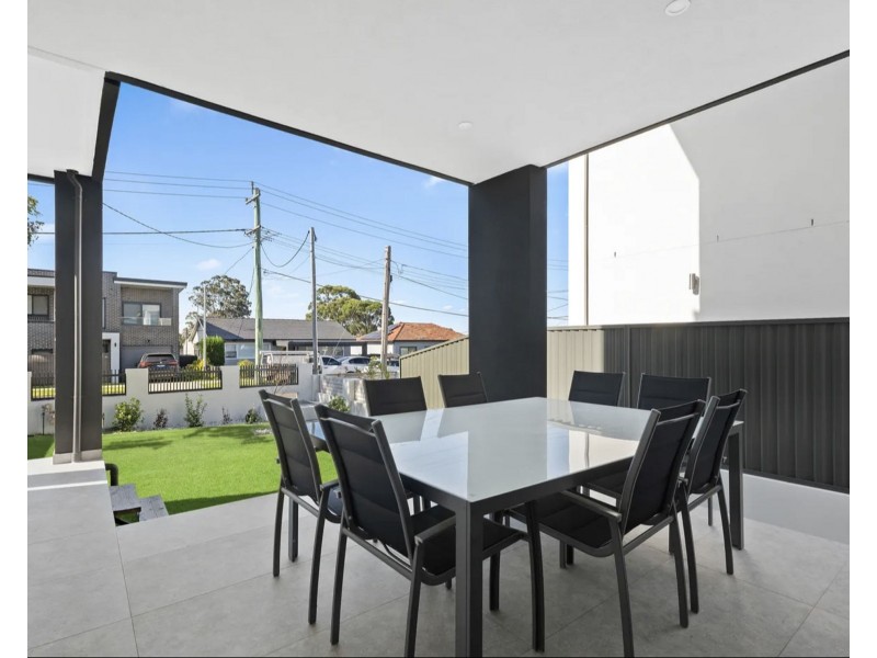 1b Northcott st, South Wentworthville NSW 2145