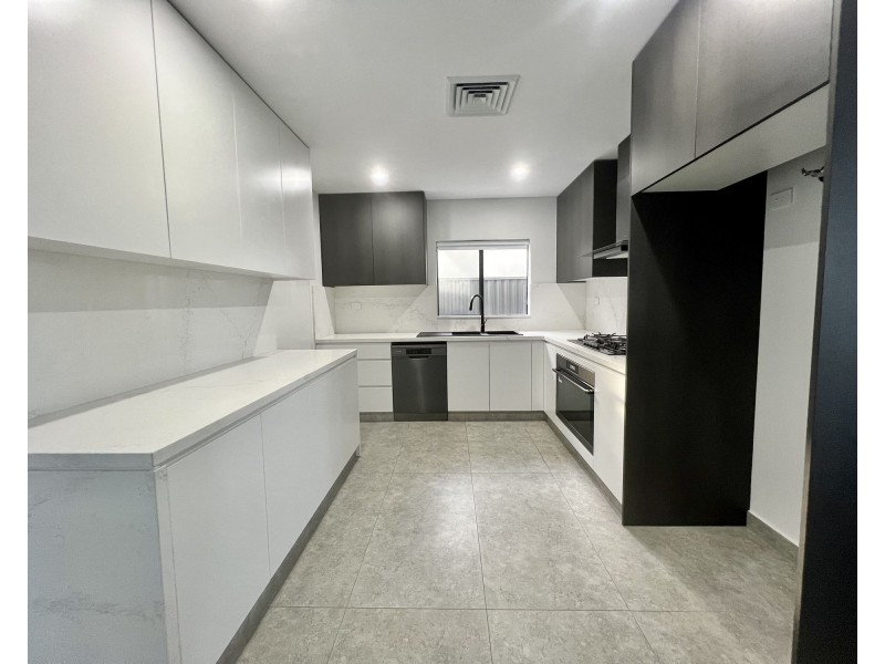 1b Northcott st, South Wentworthville NSW 2145