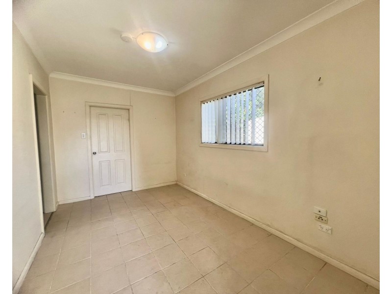 20A fowler road, Merrylands NSW 2160