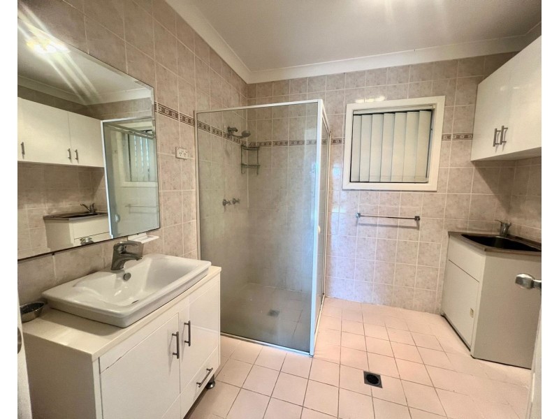 20A fowler road, Merrylands NSW 2160