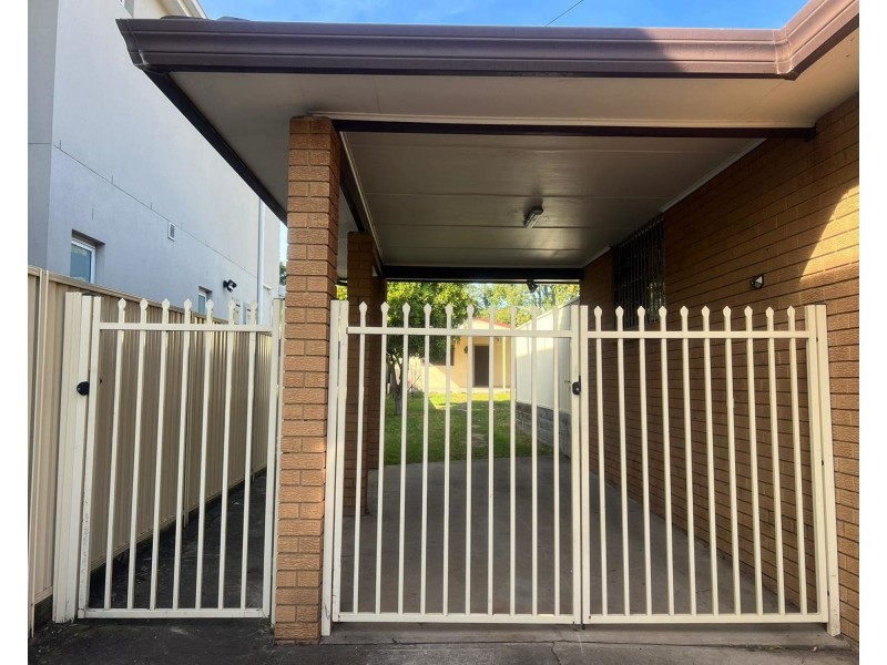 20A fowler road, Merrylands NSW 2160
