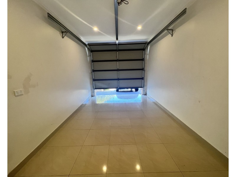 3b Vale St, Woodpark NSW 2164